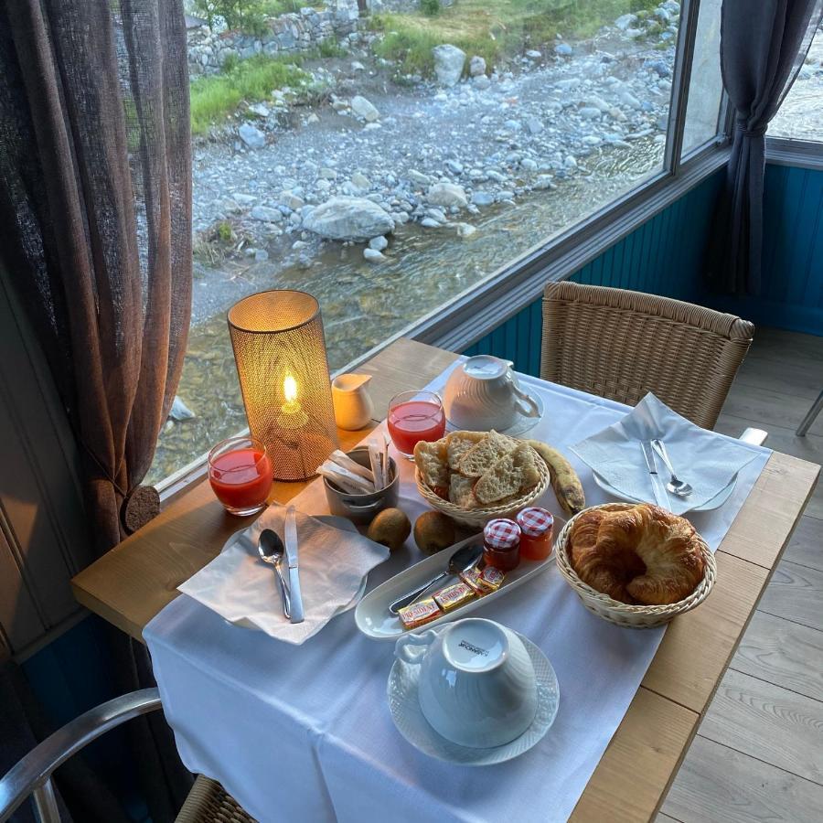 Fleur Des Alpes Hotel La Brigue